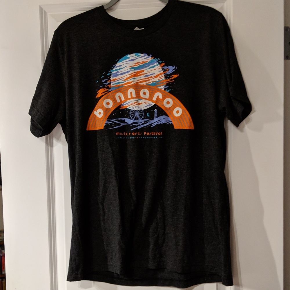 bonnaroo t-shirt | Large